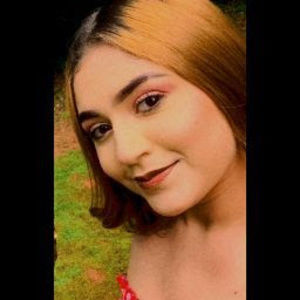 Meet your Posher, Abigail